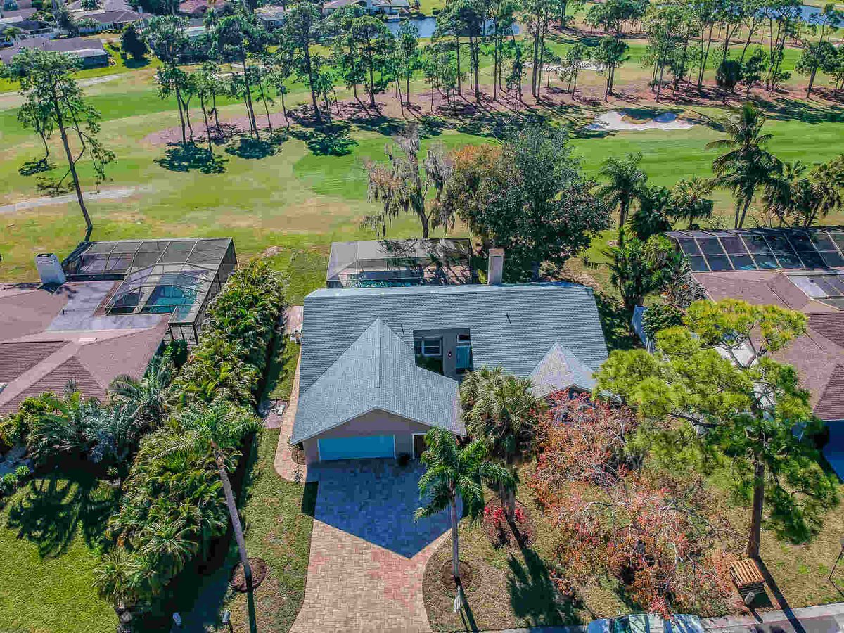 avenida madera aerial view of house roof and golf course