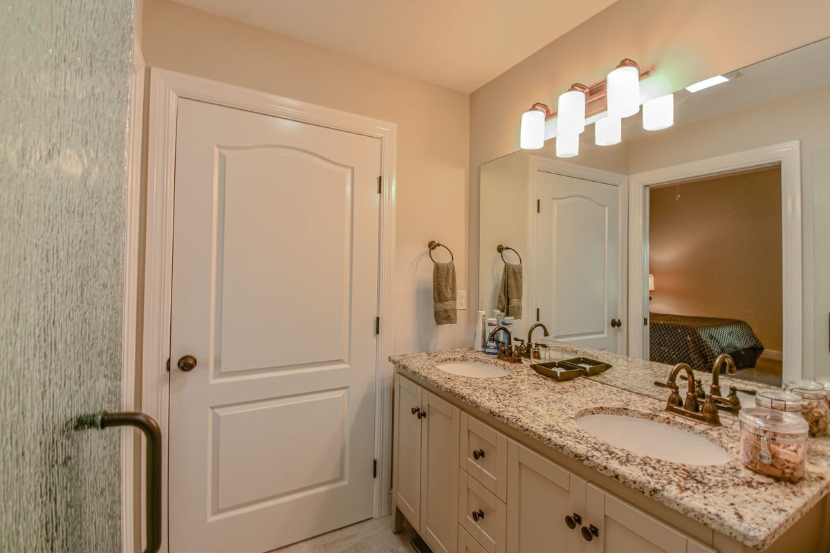 45th st west bradenton guest bath vanity mirror view