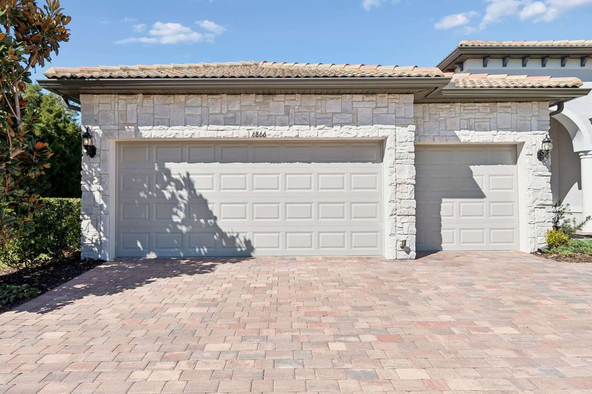 chester trail lakewood ranch stone exterior garage doors