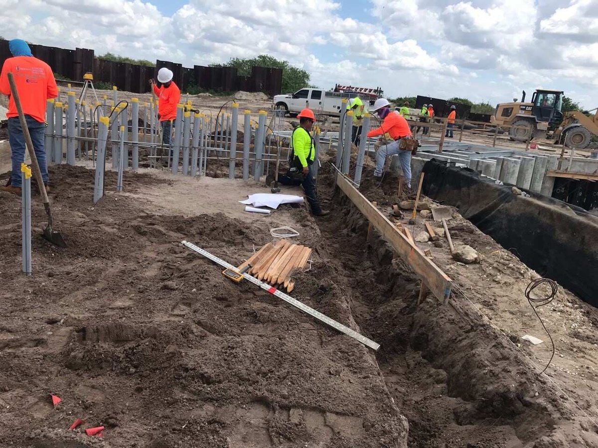 annex-restoration-everglades-conduit-trench-gravel-pile-crew