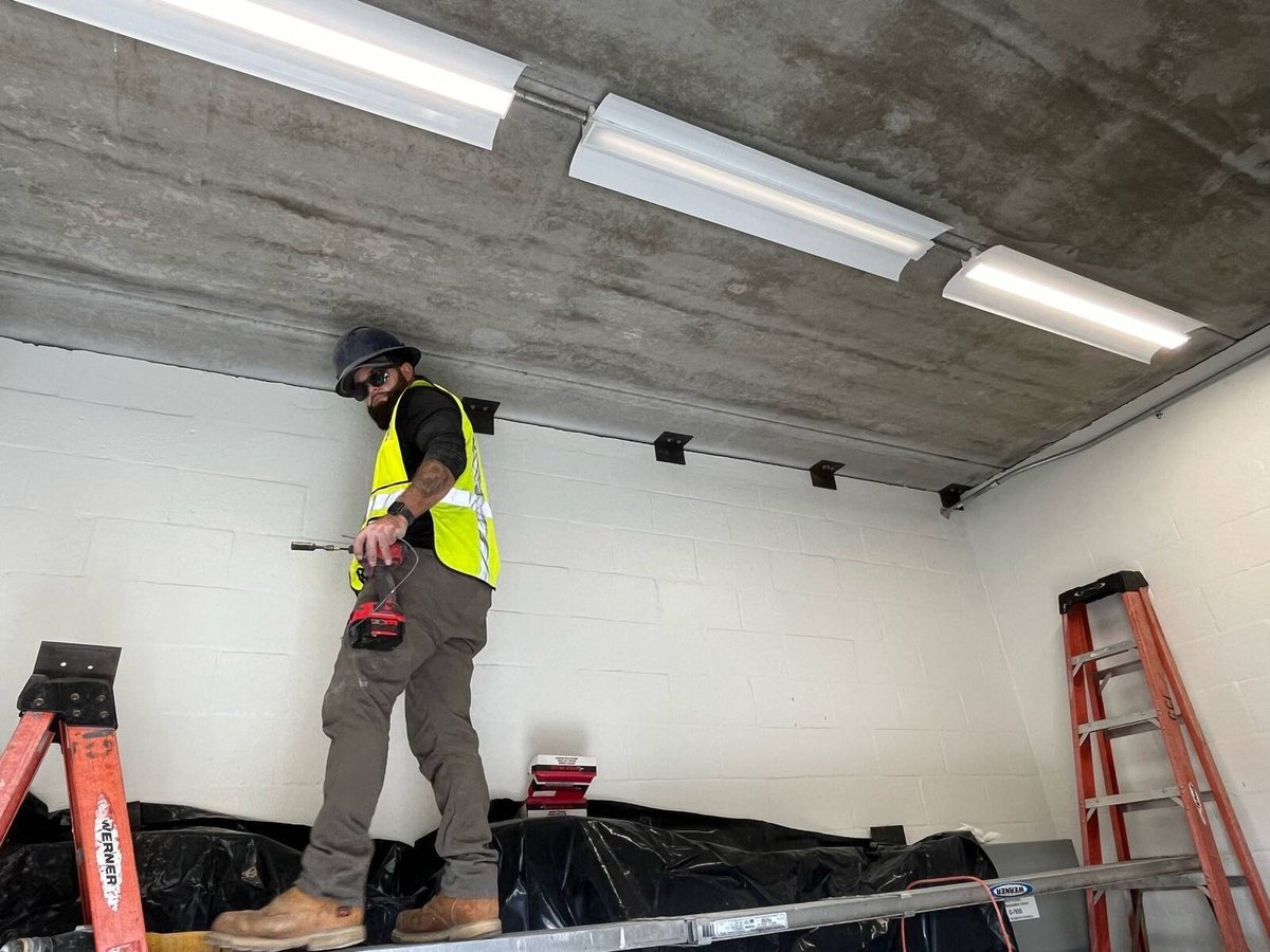 annex-restoration-everglades-electrical-room-ceiling-light-install