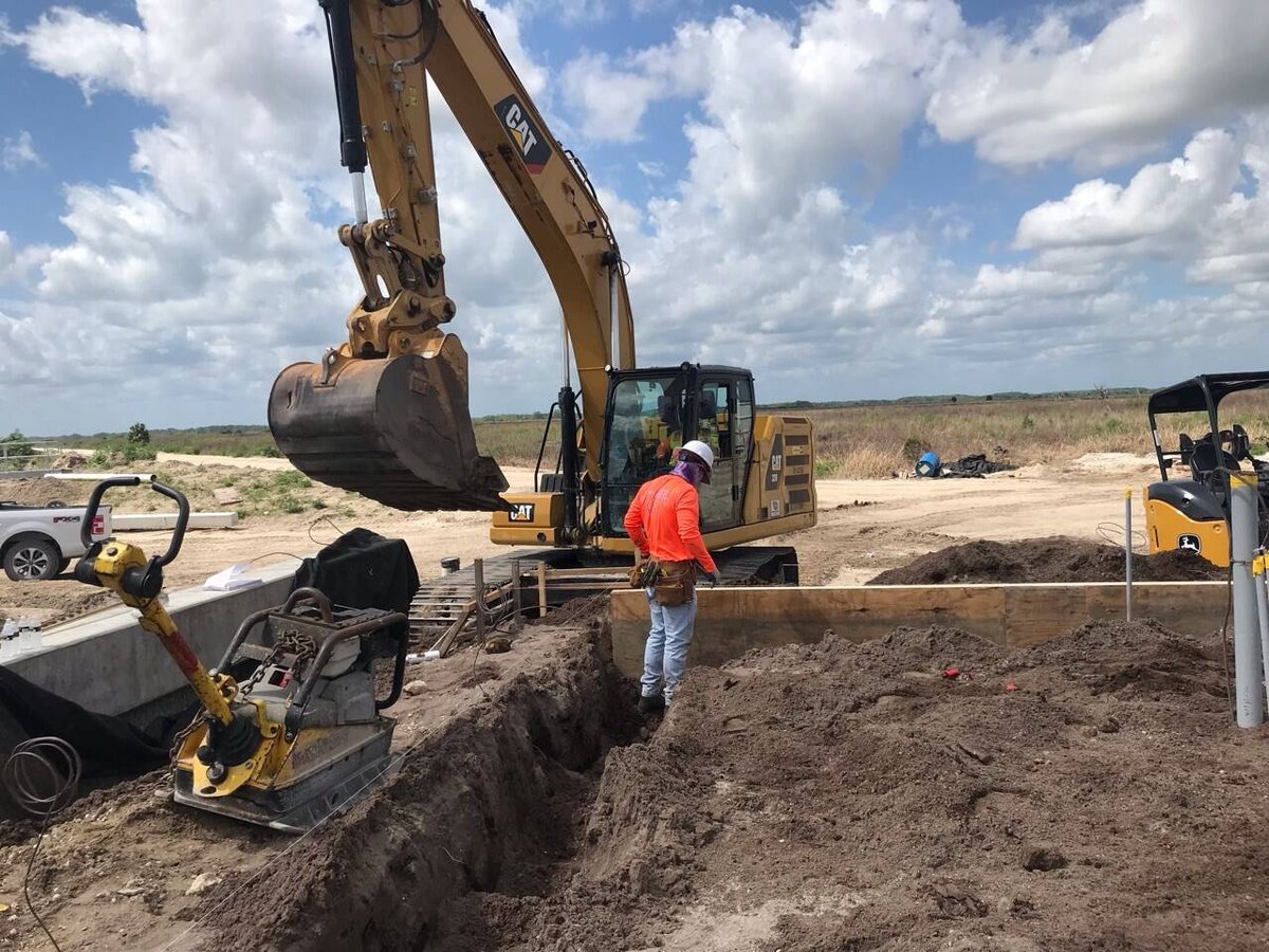 annex-restoration-everglades-excavator-trench-plate-compactor