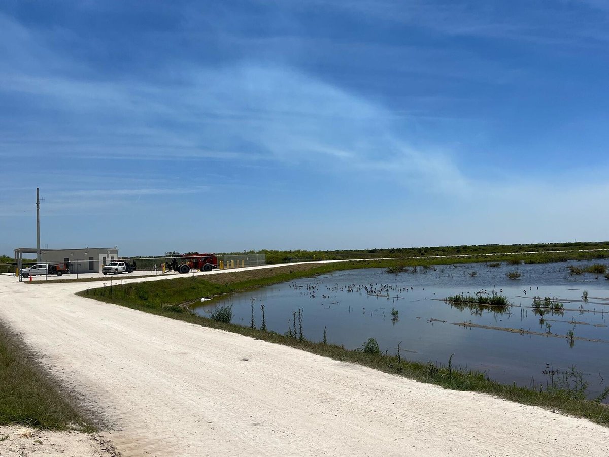 annex-restoration-everglades-site-access-road-flooded-marsh