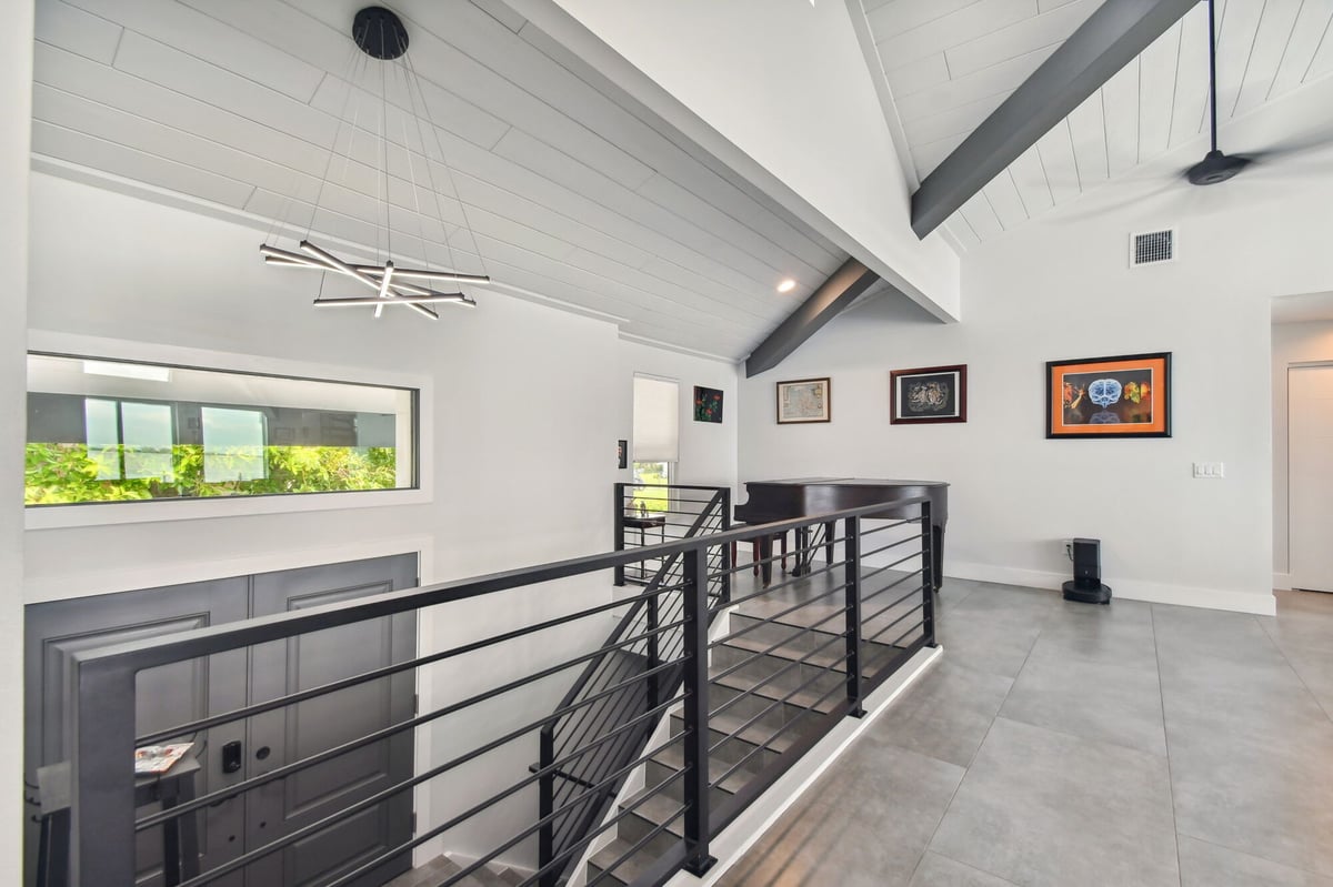 custom-home-interior-design-build-bradenton-fl-modern-coastal-adkins-building-and-construction